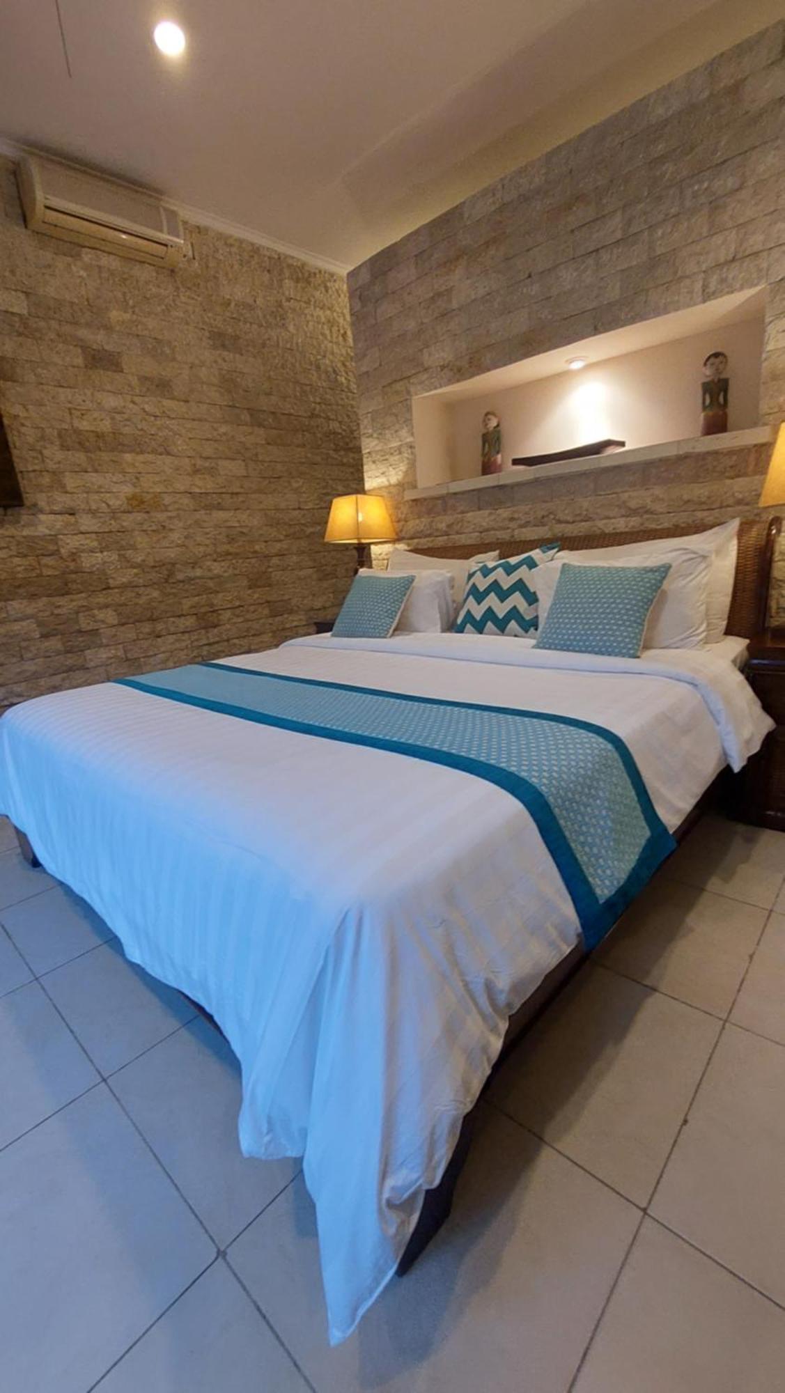 Villa Heliconia Seminyak Szoba fotó