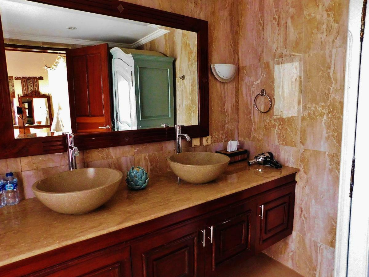 Villa Heliconia Seminyak Kültér fotó