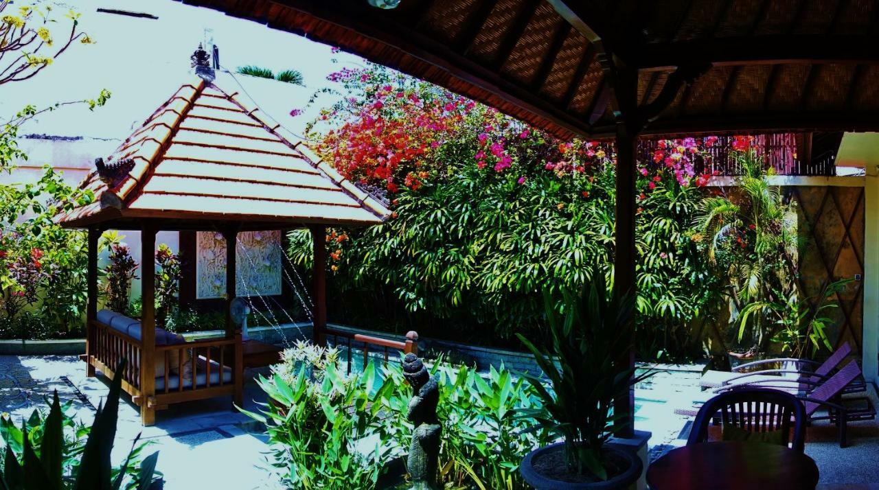 Villa Heliconia Seminyak Kültér fotó